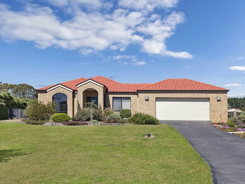 8 Willow Court, Kilmore VIC 3764