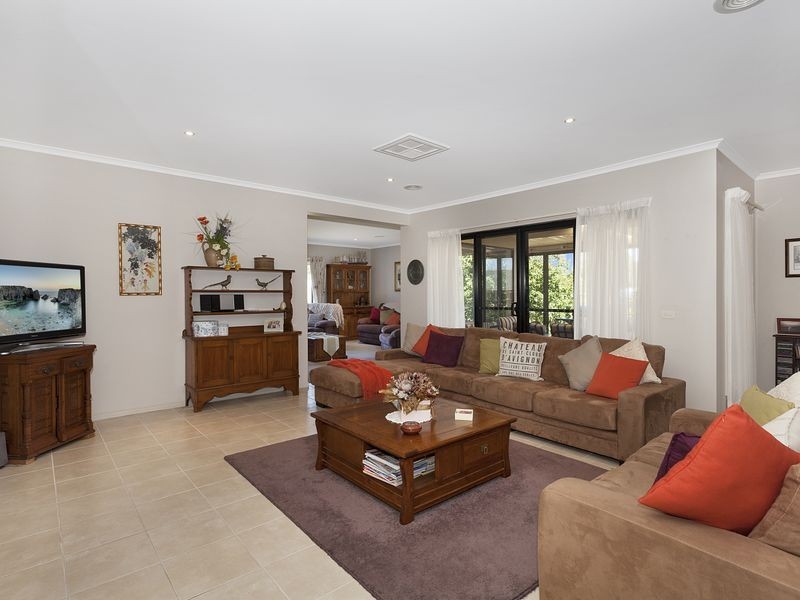 8 Willow Court, Kilmore VIC 3764