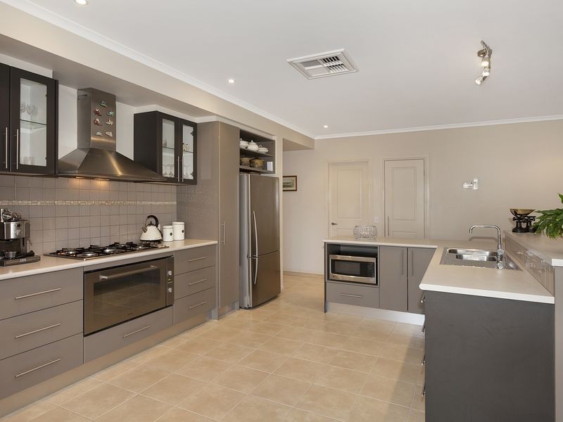 8 Willow Court, Kilmore VIC 3764