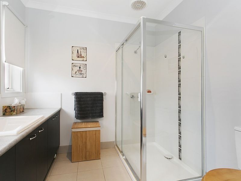 24 Aurina Drive, Hidden Valley VIC 3756