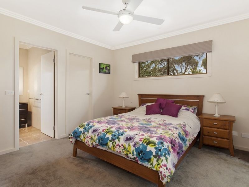 3 The Outlook, Hidden Valley VIC 3756