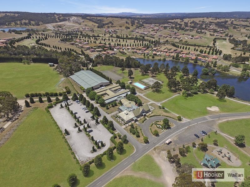 74 St Andrews Close, Hidden Valley VIC 3756