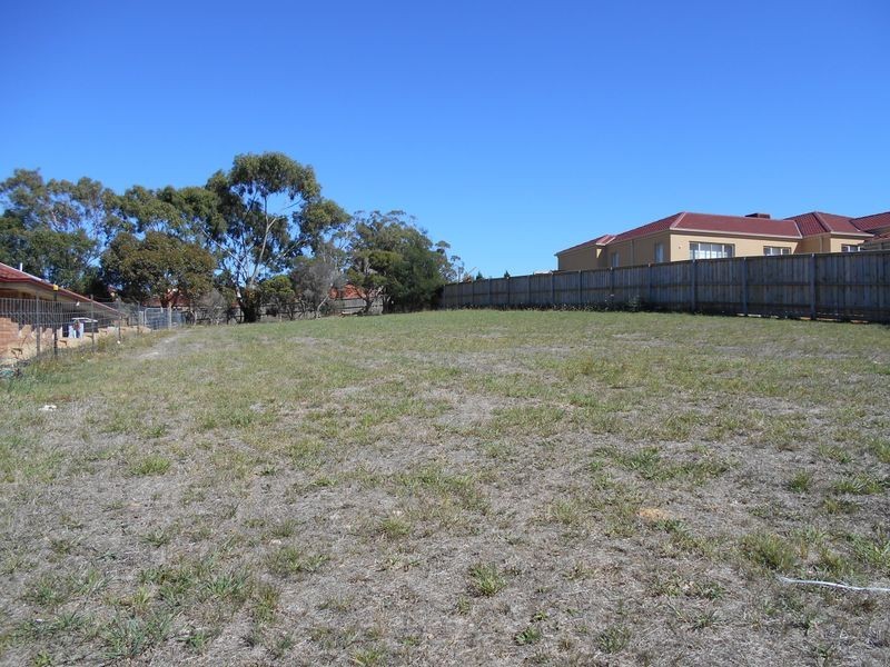 4 Carmelo Court, Hidden Valley VIC 3756