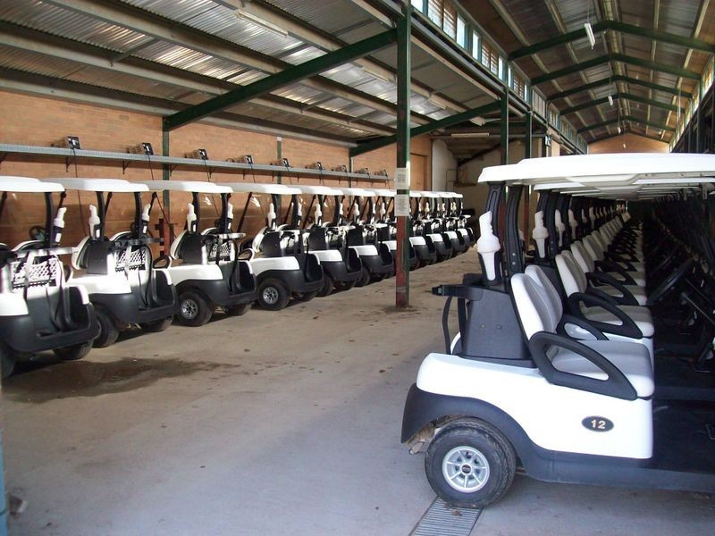 4 Carmelo Court, Hidden Valley VIC 3756