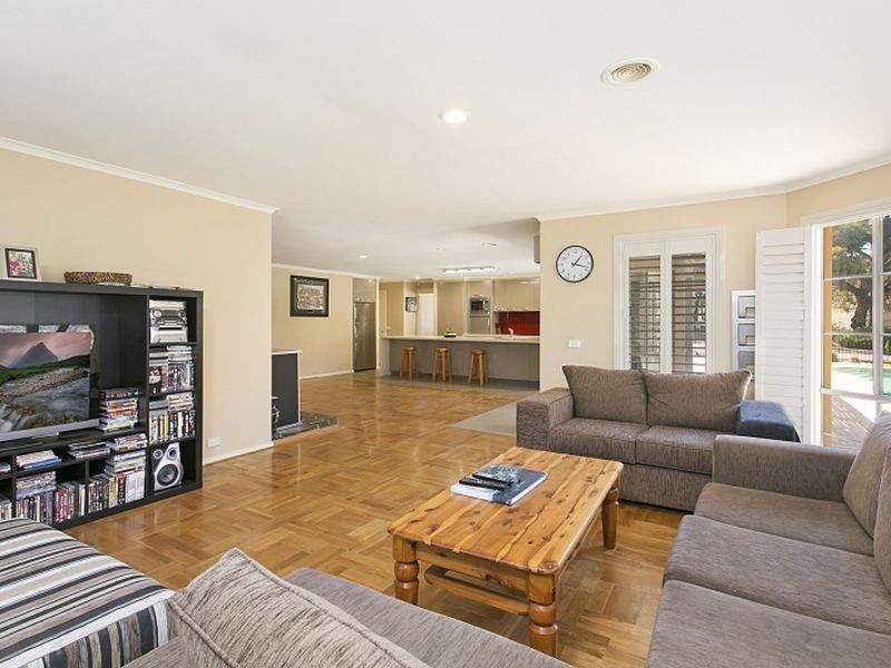 7 Villa Cora Court, Hidden Valley VIC 3756