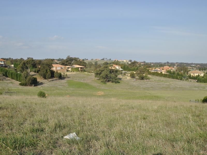 13 Craig Parry Drive, Hidden Valley VIC 3756