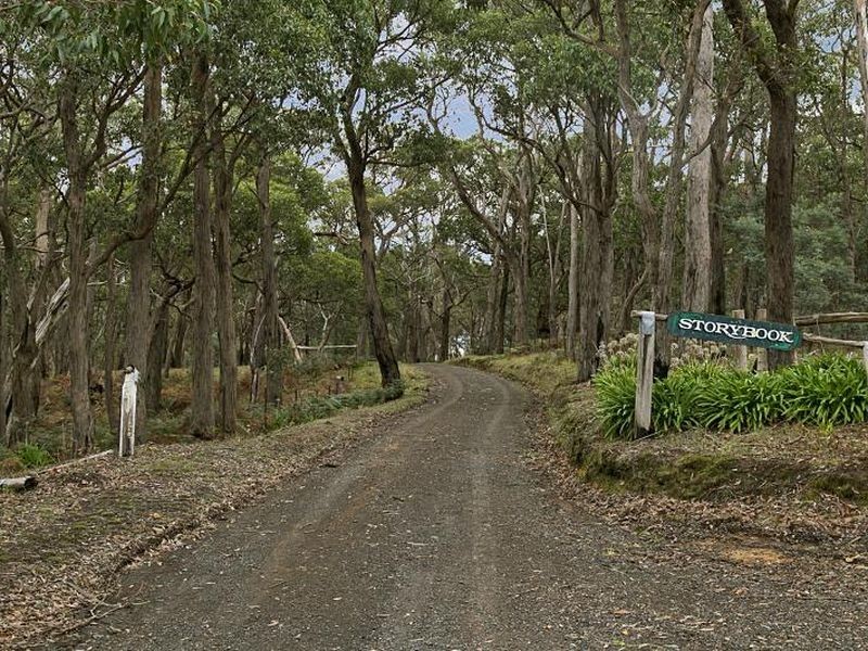 85 Skye Road, Clonbinane VIC 3658