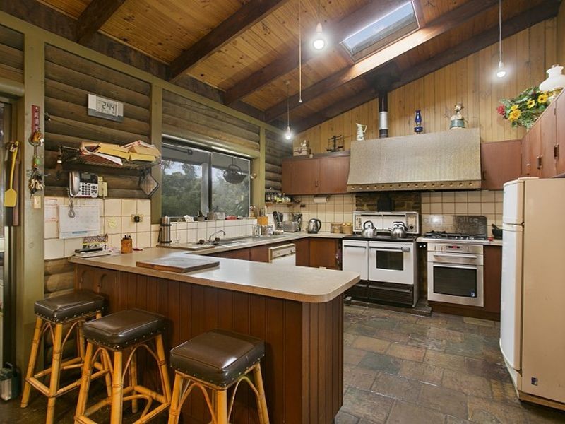 85 Skye Road, Clonbinane VIC 3658