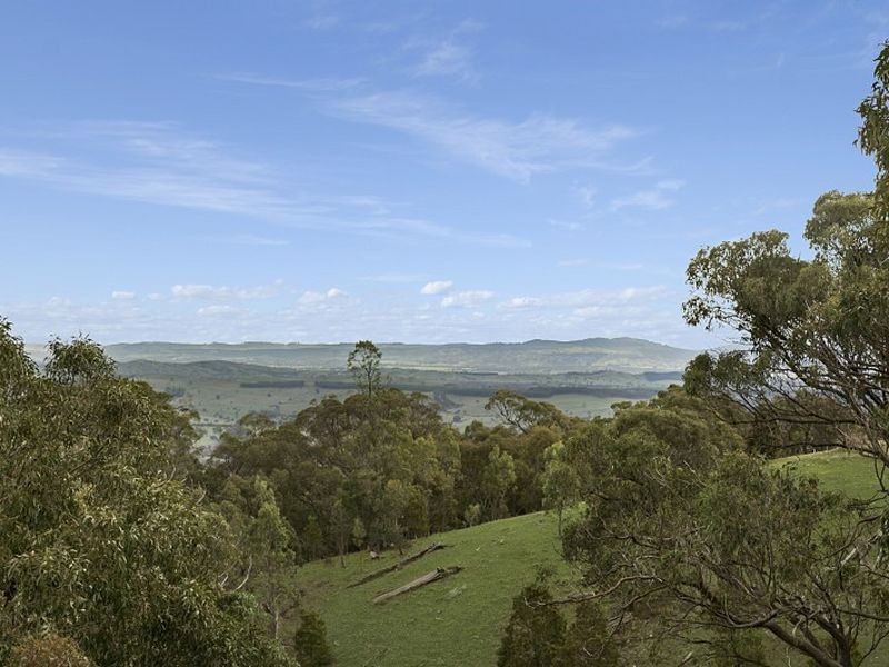 85 Skye Road, Clonbinane VIC 3658