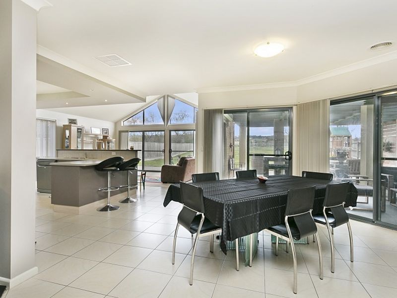 46 Augusta Way, Hidden Valley VIC 3756