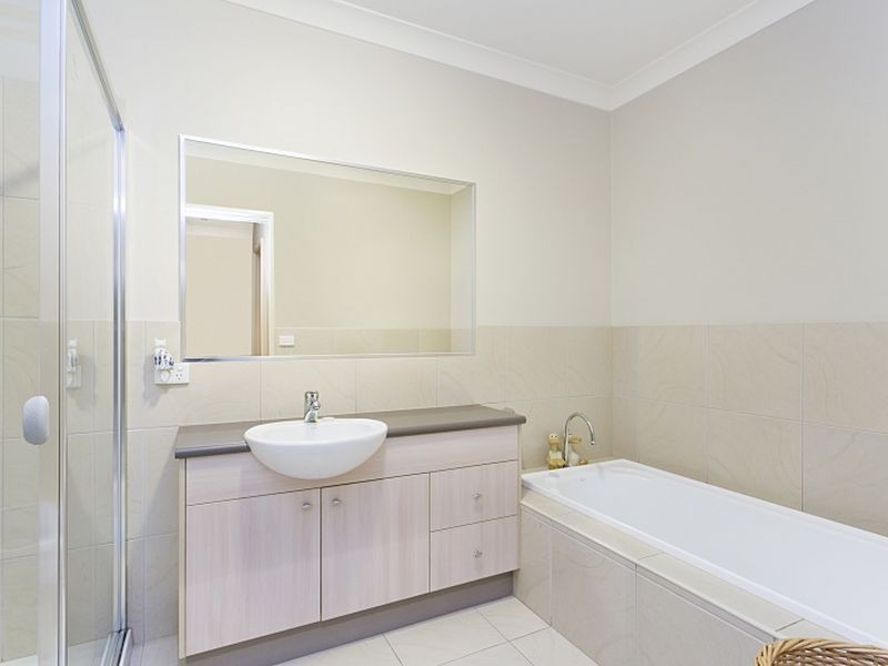 46 Augusta Way, Hidden Valley VIC 3756