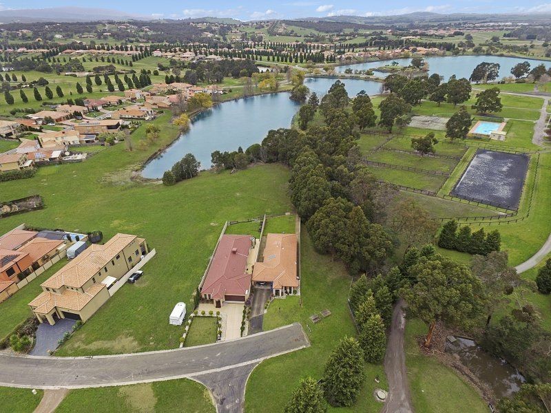 63 Lakeside Drive, Hidden Valley VIC 3756