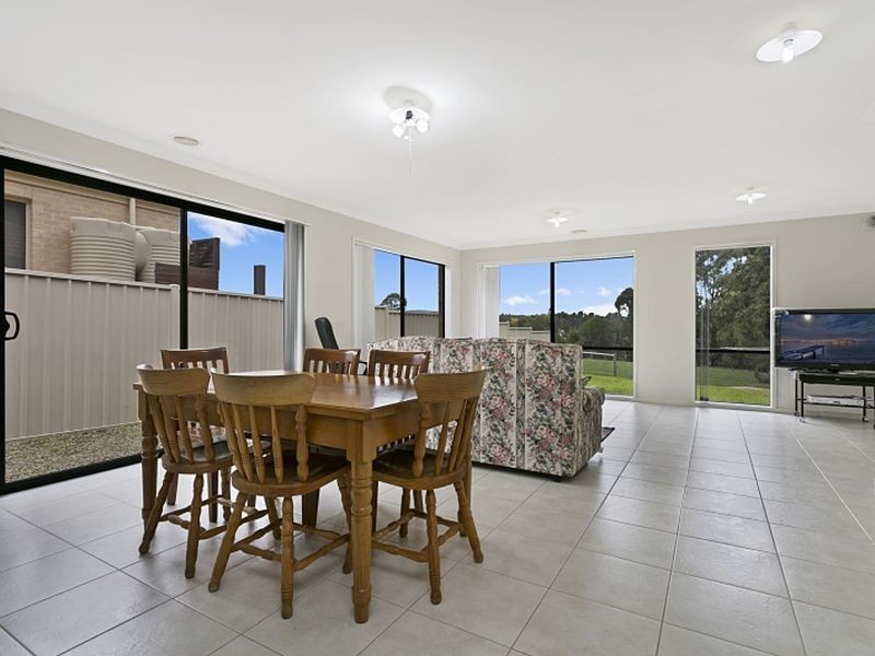 63 Lakeside Drive, Hidden Valley VIC 3756