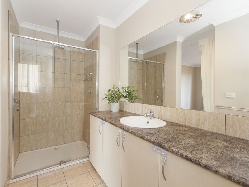 34 Craig Parry Drive, Hidden Valley VIC 3756