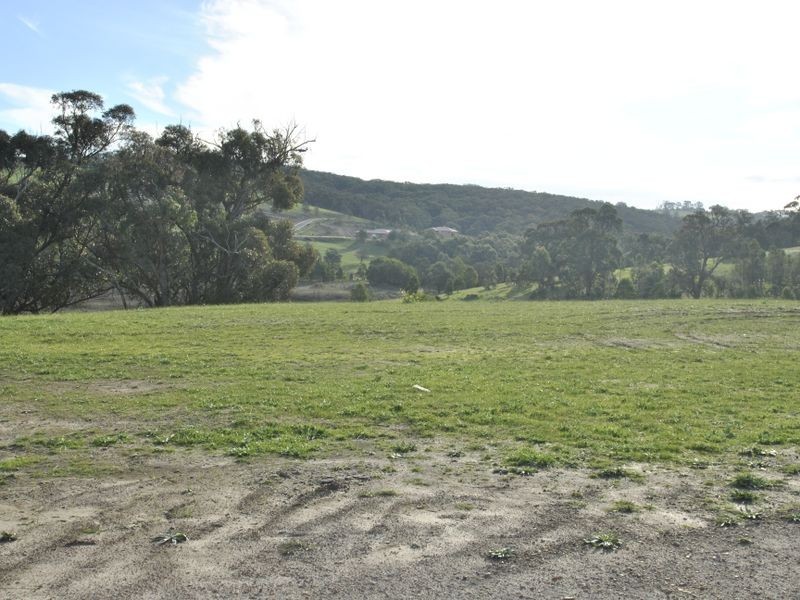 3 Lucca Way, Hidden Valley VIC 3756