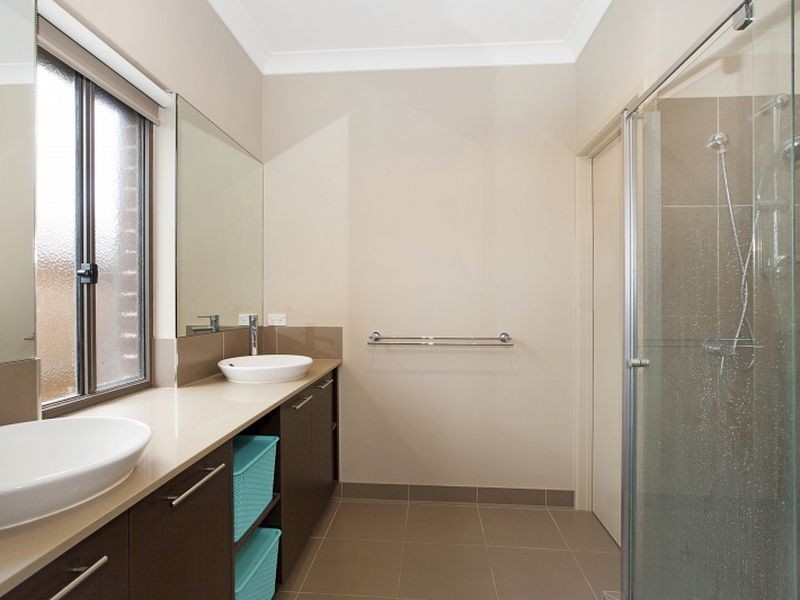 13 Samson Brook Drive, Wallan VIC 3756