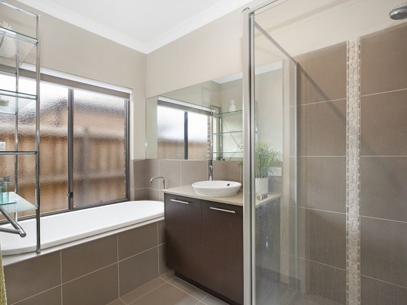 13 Samson Brook Drive, Wallan VIC 3756