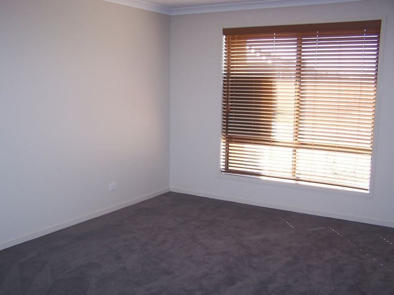 13 Weatherglass Street, Wallan VIC 3756