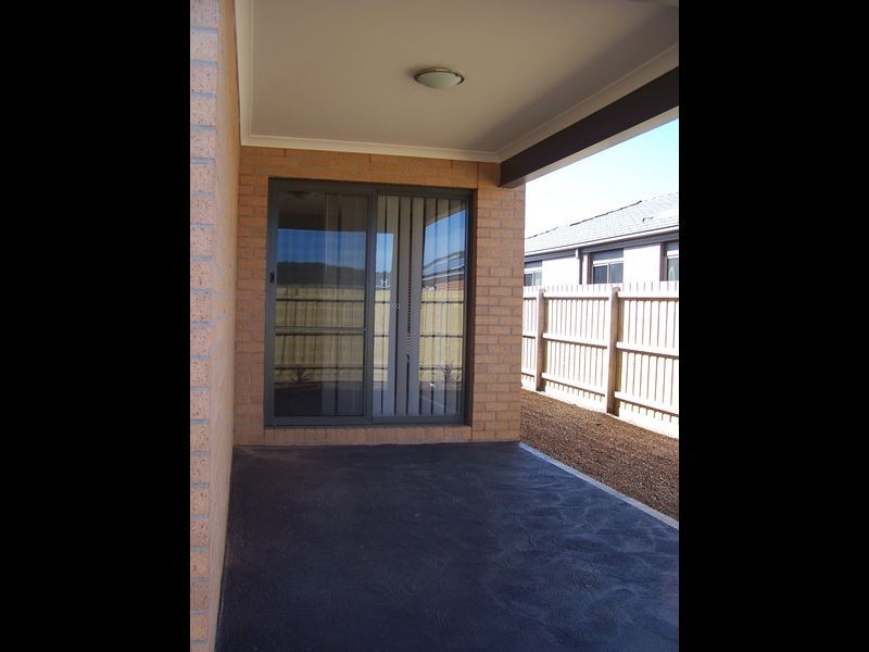 13 Weatherglass Street, Wallan VIC 3756