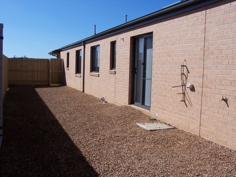 13 Weatherglass Street, Wallan VIC 3756