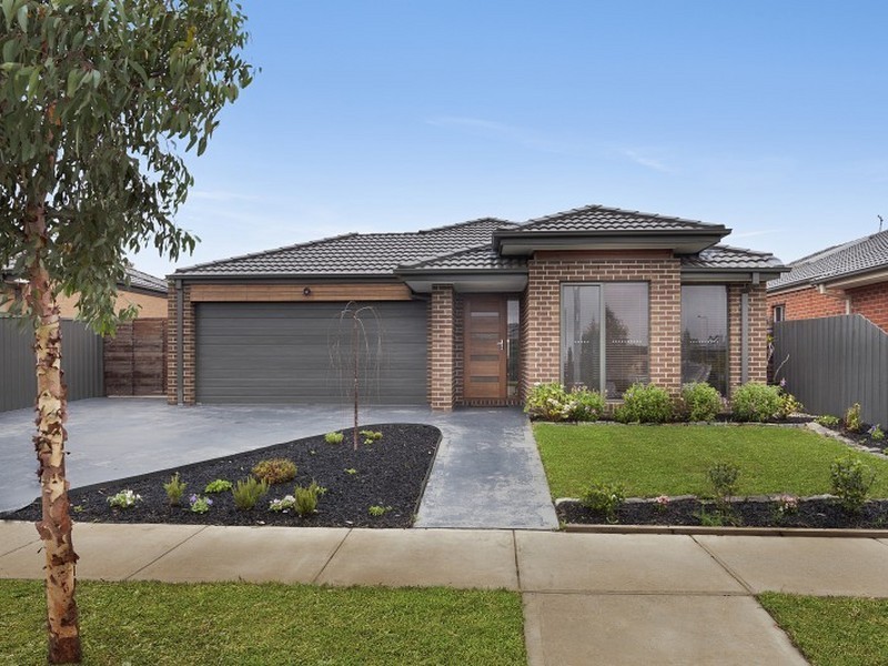 18 Buloke Crescent, Kilmore VIC 3764