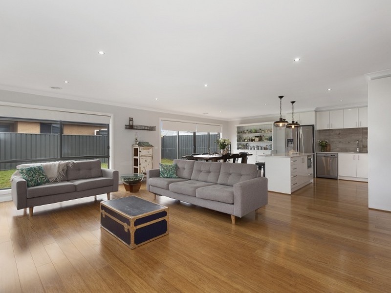 18 Buloke Crescent, Kilmore VIC 3764