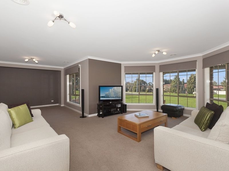 32 King William Court, Wallan VIC 3756
