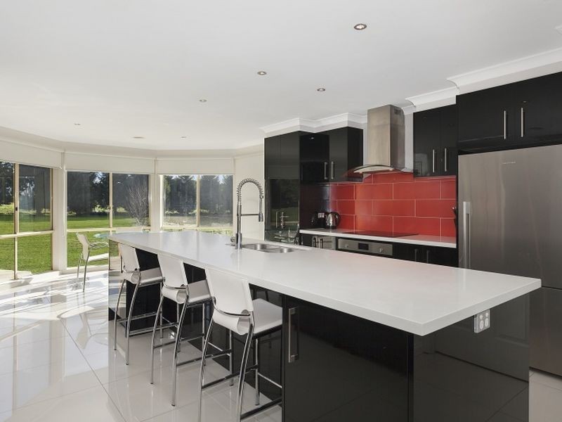 32 King William Court, Wallan VIC 3756