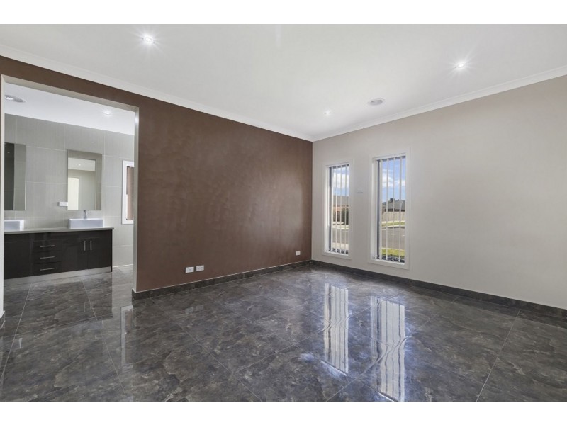 19 Palladium Circle, Beveridge VIC 3753