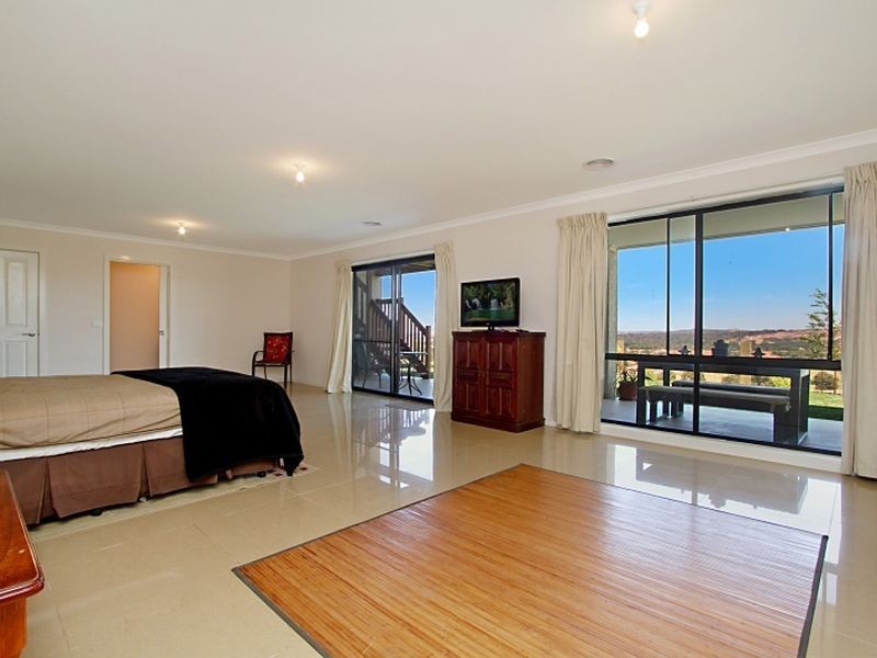 53 Toscana Way, Hidden Valley VIC 3756