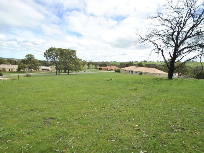 15 The Heights, Hidden Valley VIC 3756