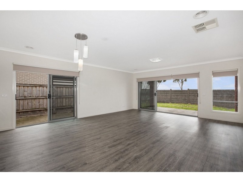 21 Palladium Circle, Beveridge VIC 3753