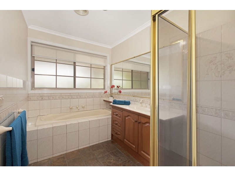 8 Cahill Court, Wallan VIC 3756