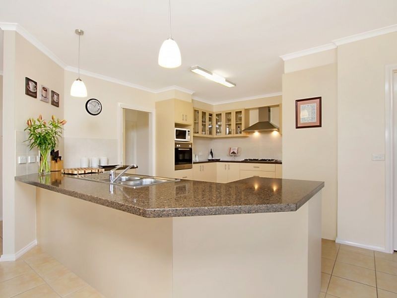 72 The Elms Boulevard, Kilmore VIC 3764