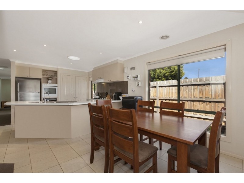 27 Sinclair Court, Wallan VIC 3756