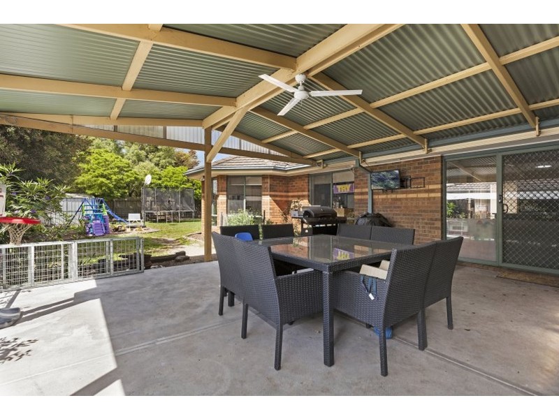 27 Sinclair Court, Wallan VIC 3756