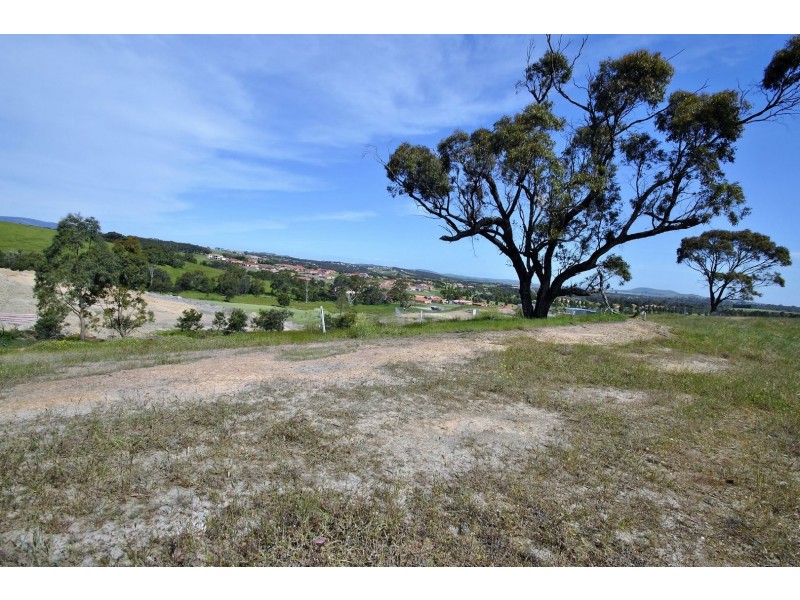 22 Lucca Way, Hidden Valley VIC 3756