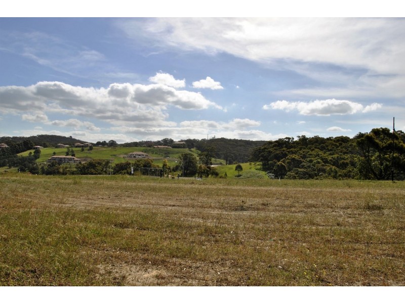 22 Lucca Way, Hidden Valley VIC 3756