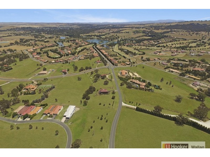 22 Lucca Way, Hidden Valley VIC 3756