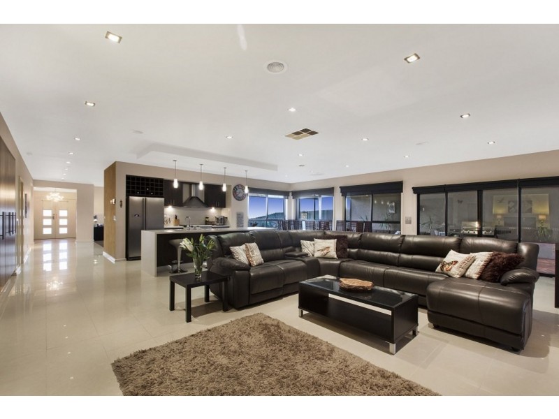 5 Golden Court, Wallan VIC 3756