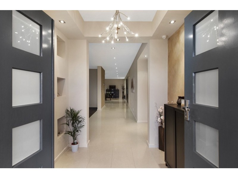 5 Golden Court, Wallan VIC 3756