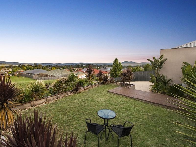 5 Golden Court, Wallan VIC 3756