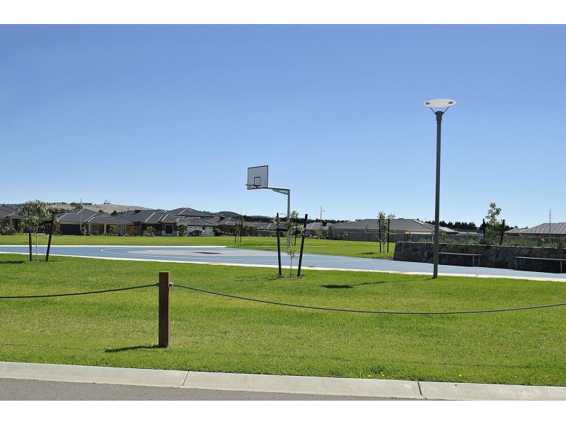 19 Yan Yean Avenue, Wallan VIC 3756