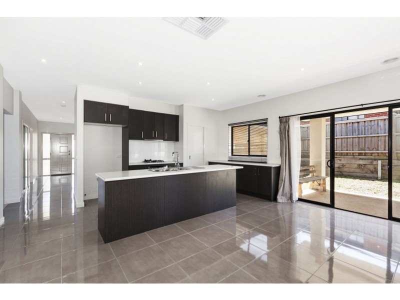 11 Speargrass Avenue, Wallan VIC 3756