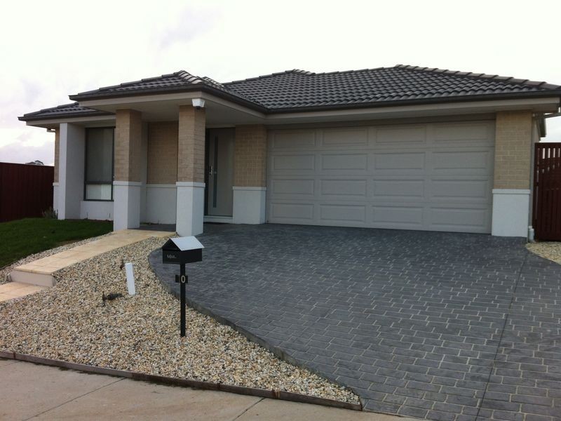 10 Spring Ridge Boulevard, Wallan VIC 3756