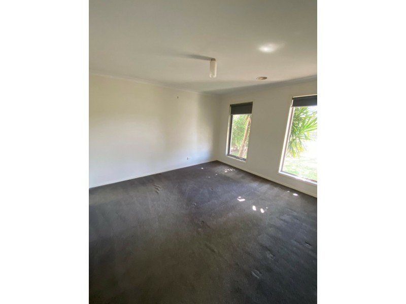 13 Woronora Way, Wallan VIC 3756