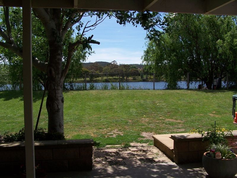 58 Augusta Way, Hidden Valley VIC 3756