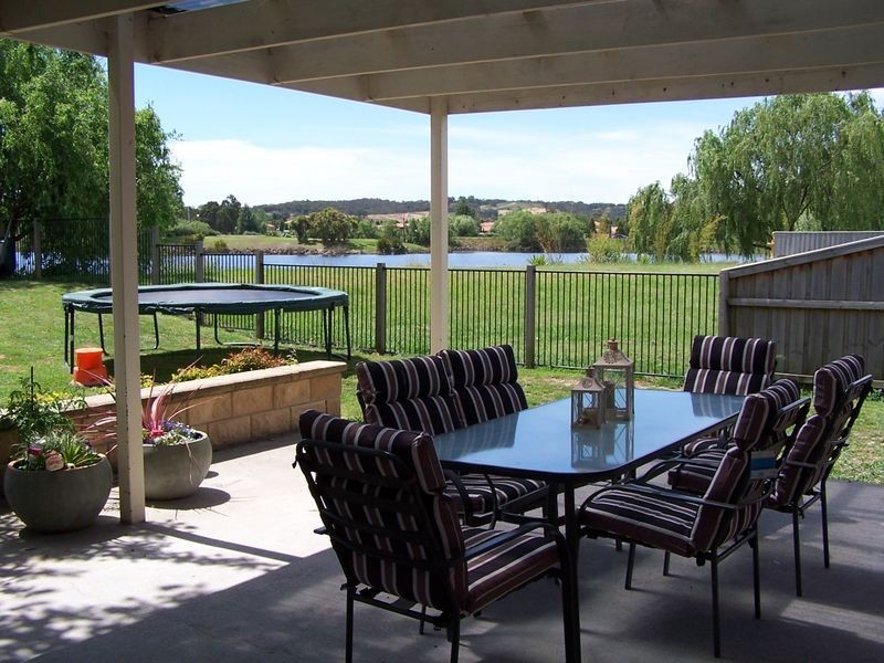 58 Augusta Way, Hidden Valley VIC 3756