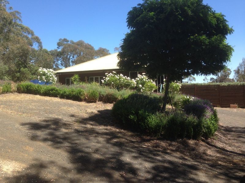 121 North Mountain Road, Heathcote Junction VIC 3758
