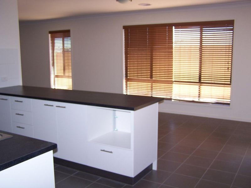 49 Watergum Way, Wallan VIC 3756